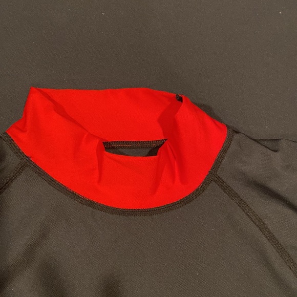 ActivSkinz Unisex Short Sleeved Athletic shirt - Picture 7 of 9